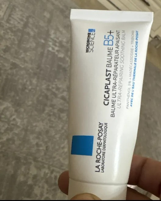 بالم ترمیم کننده لاروش پوزای مدل +Cicaplast Baume B5 اصل فرانسه